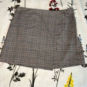 NWOT Old Navy plaid skirt